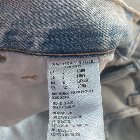 American Eagle Straight Leg Mom Jeans - Picture 4 of 4